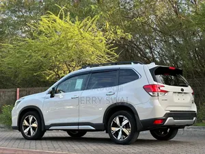 Subaru Forester 2019 Pearl