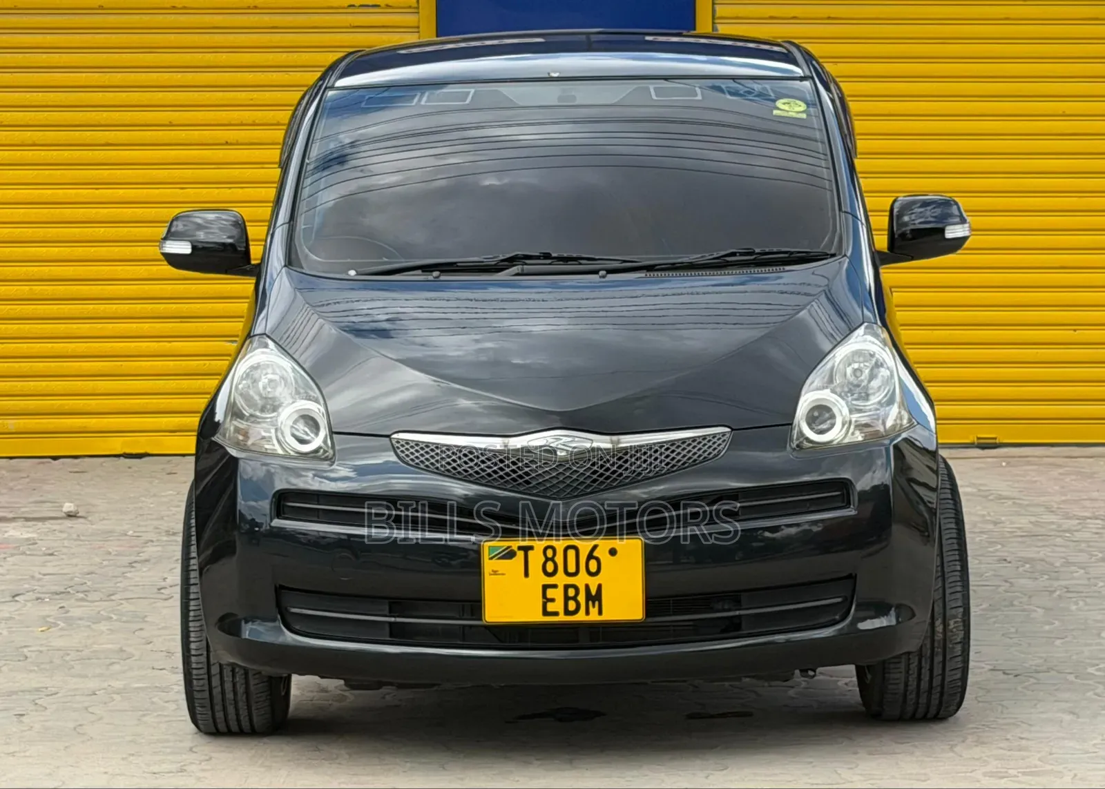 Toyota Ractis 2008 Black