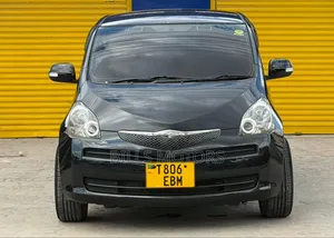 Toyota Ractis 2008 Black