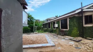 4bdrm Apartment in Ada Estate for rent