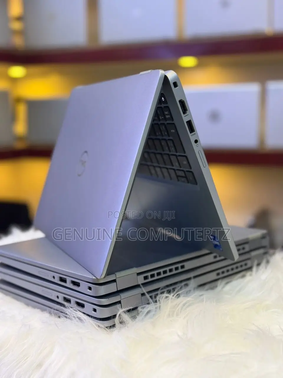 Laptop Dell Latitude 5320 2-in-1 32GB Intel Core i7 SSD 256GB