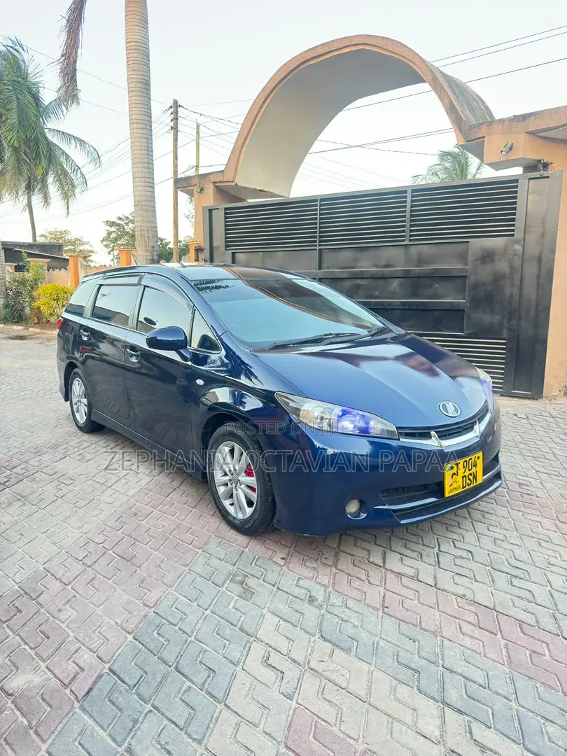 Toyota Wish 2009 Blue