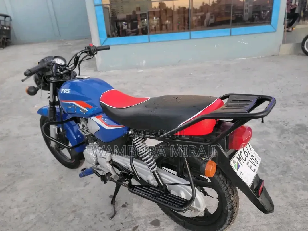 TVS HLX 125 2025 Blue