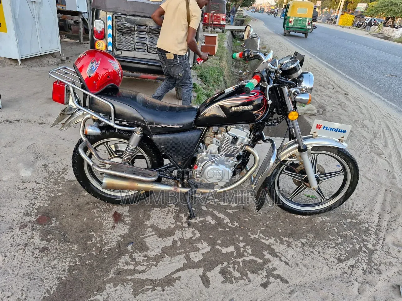 New Honda CB 2025 Red
