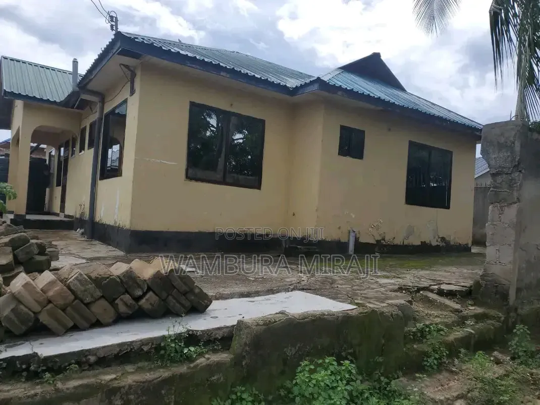 Furnished 4bdrm Block of Flats in Nyumba, Temeke for sale