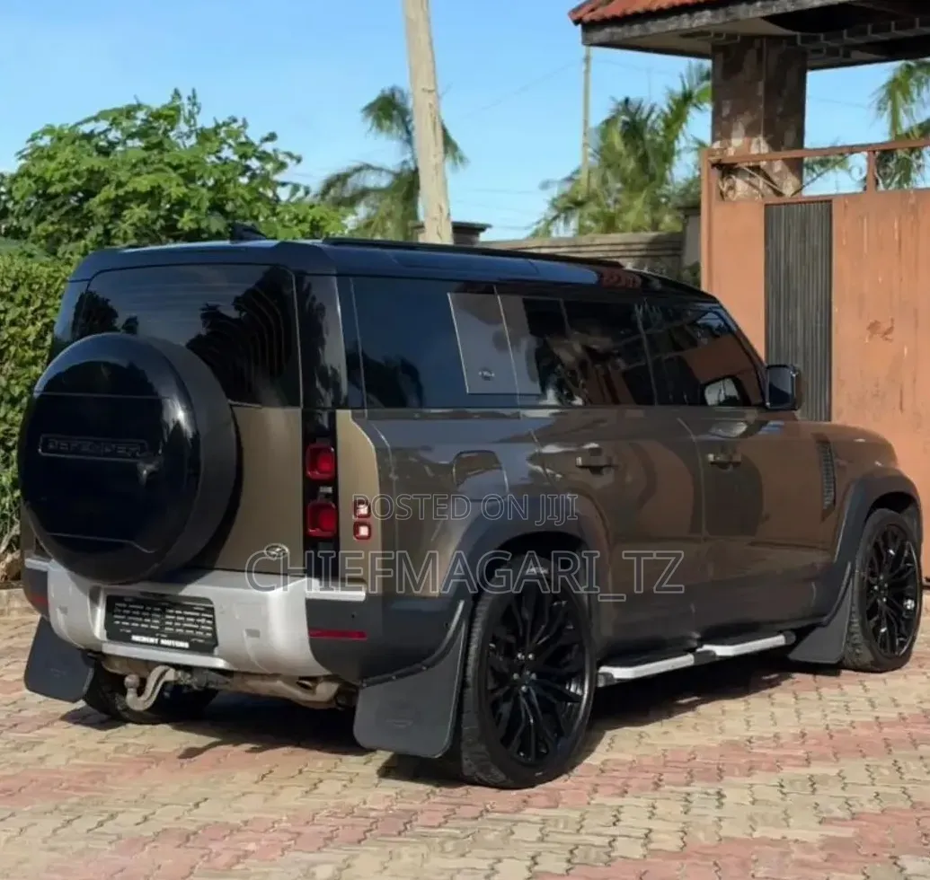 Land Rover Defender 2020 Beige
