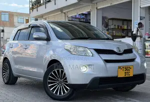 Toyota IST 2007 Silver
