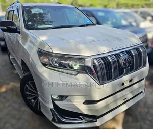 Toyota Land Cruiser Prado 2019 Pearl