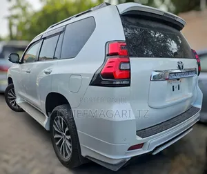Toyota Land Cruiser Prado 2019 Pearl
