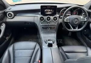 Mercedes-Benz C220 2016 Pearl