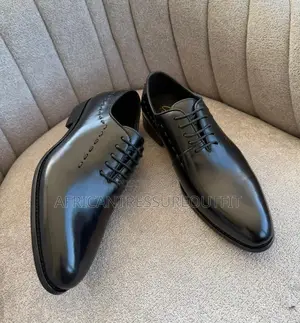 Clark Mens Shoes Featuring Distinctive Red Sole Luxurious Design