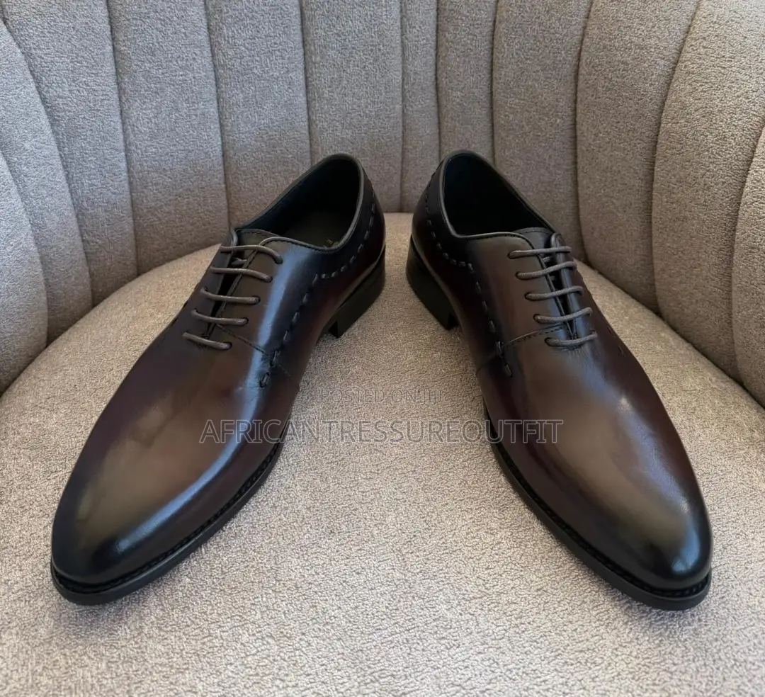 Clark Mens Shoes Featuring Distinctive Red Sole Luxurious Design