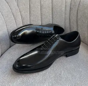 Cr7 Leather Oxford Dress Shoes Distinctive Red Sole