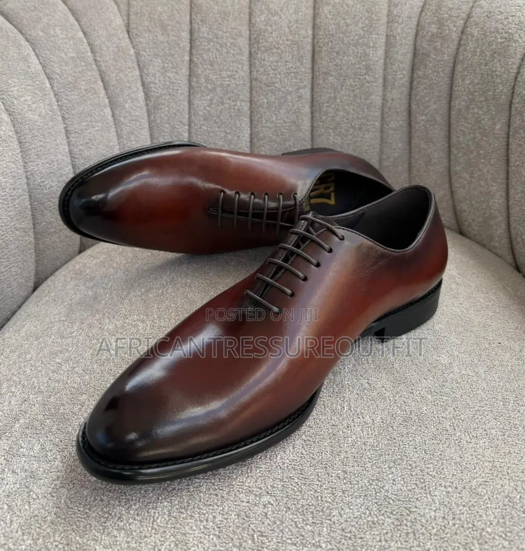 Cr7 Leather Oxford Dress Shoes Distinctive Red Sole