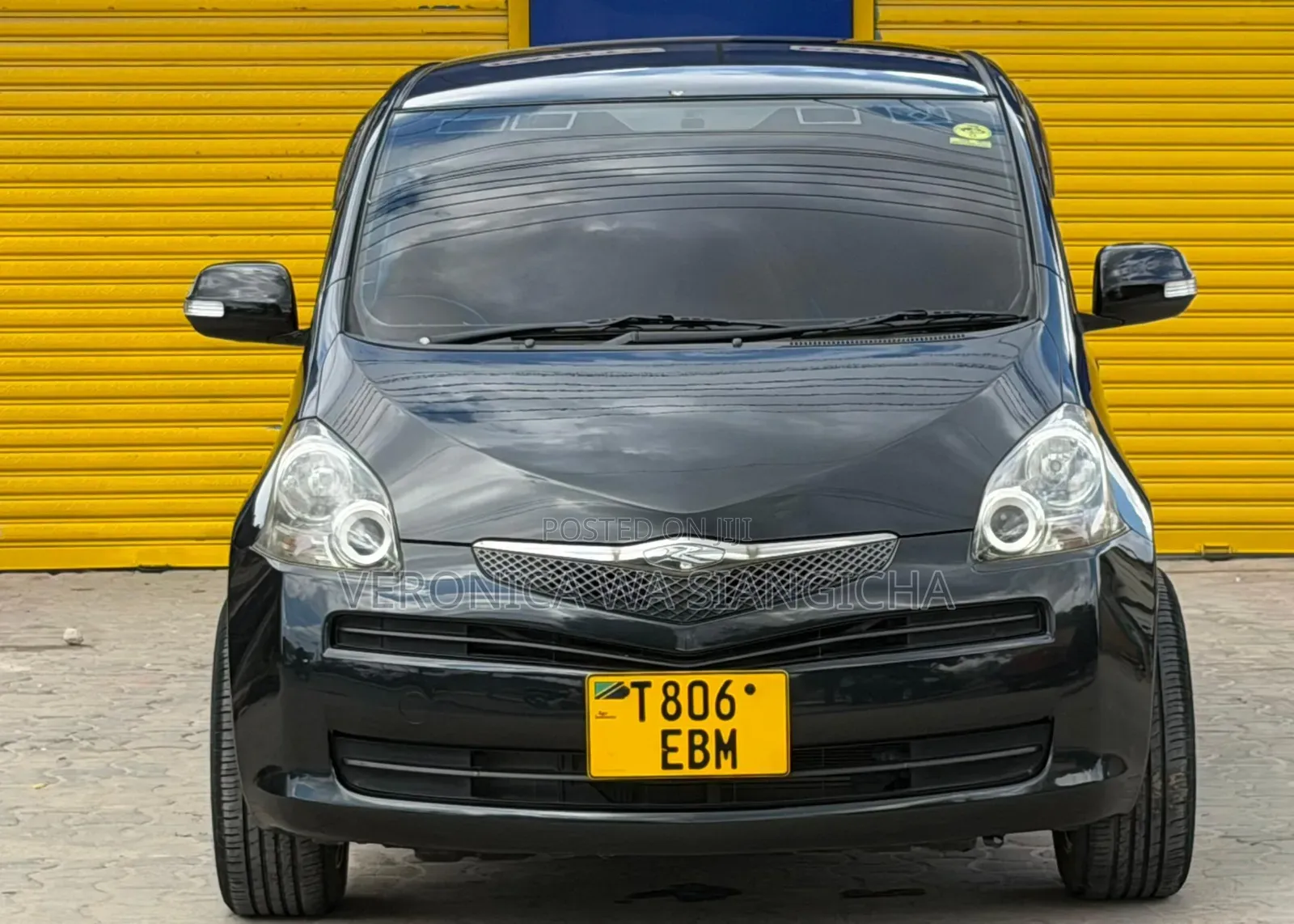 Toyota Ractis 2008 Black