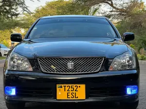 Toyota Crown 2004 Black