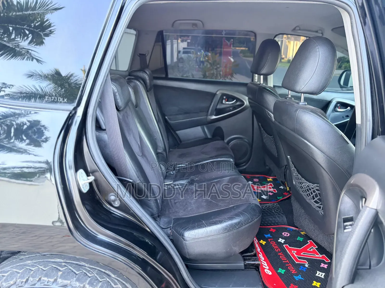 Toyota Vanguard 2010 Black