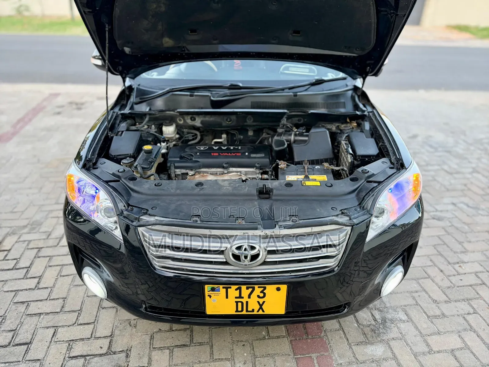 Toyota Vanguard 2010 Black