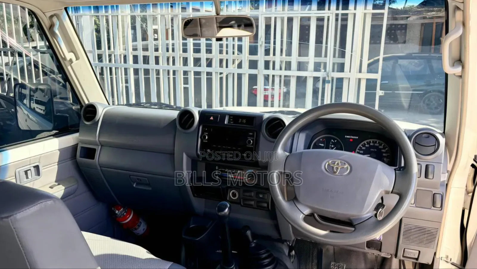 Toyota Land Cruiser 2018 White