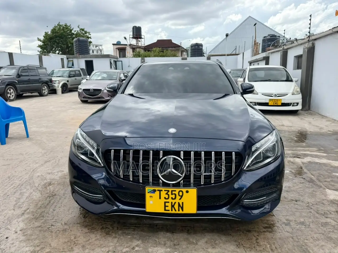 Mercedes-Benz C180 2014 Blue