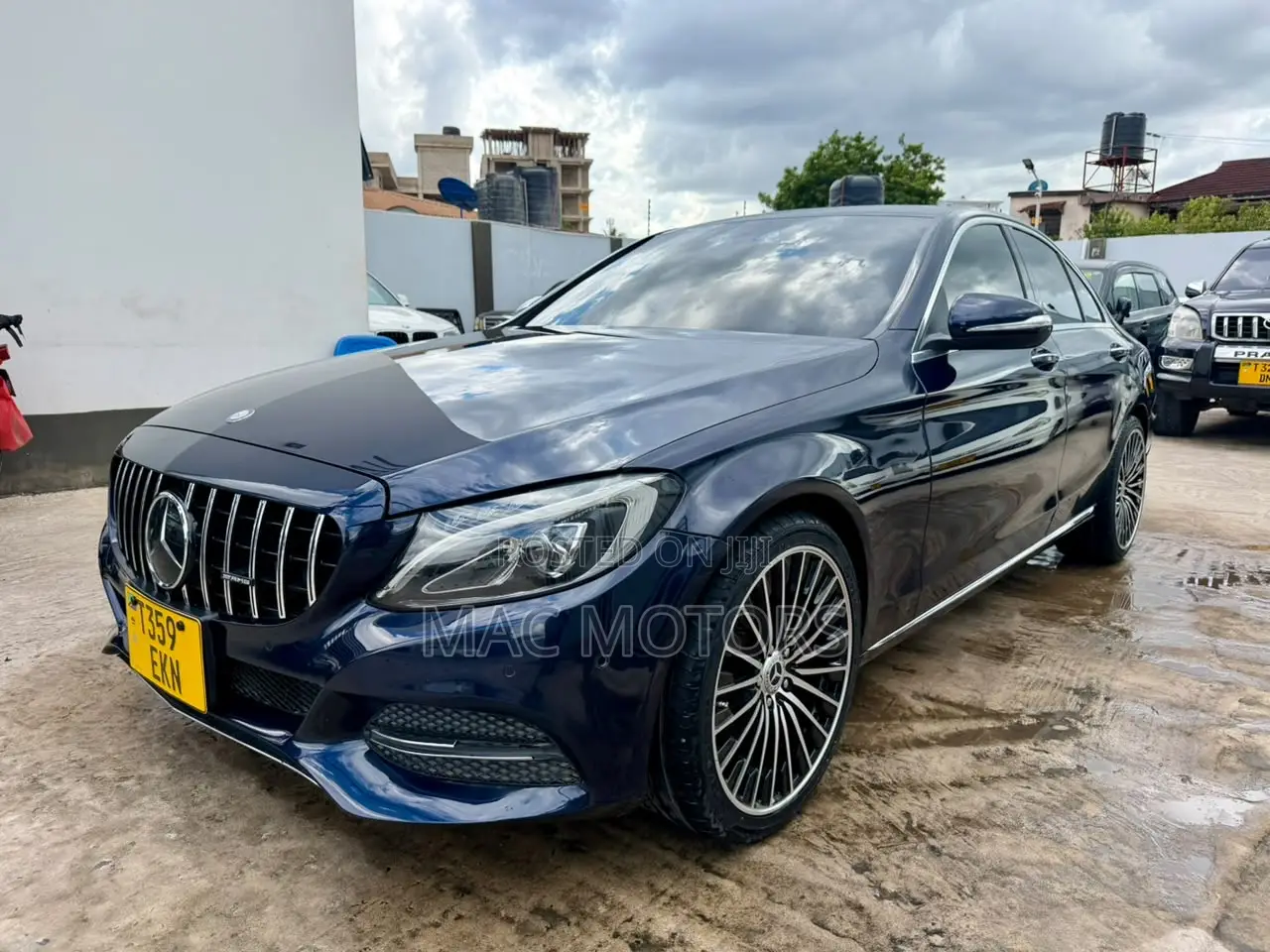 Mercedes-Benz C180 2014 Blue