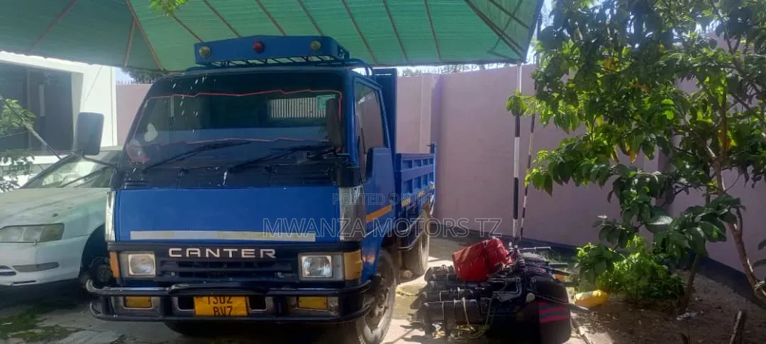 Canter Tipper Ya Bluu