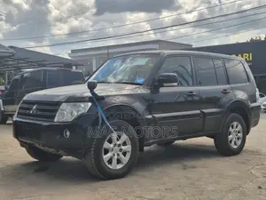 Mitsubishi Pajero 3.2 DI-D Elegance Automatic 2008 Black