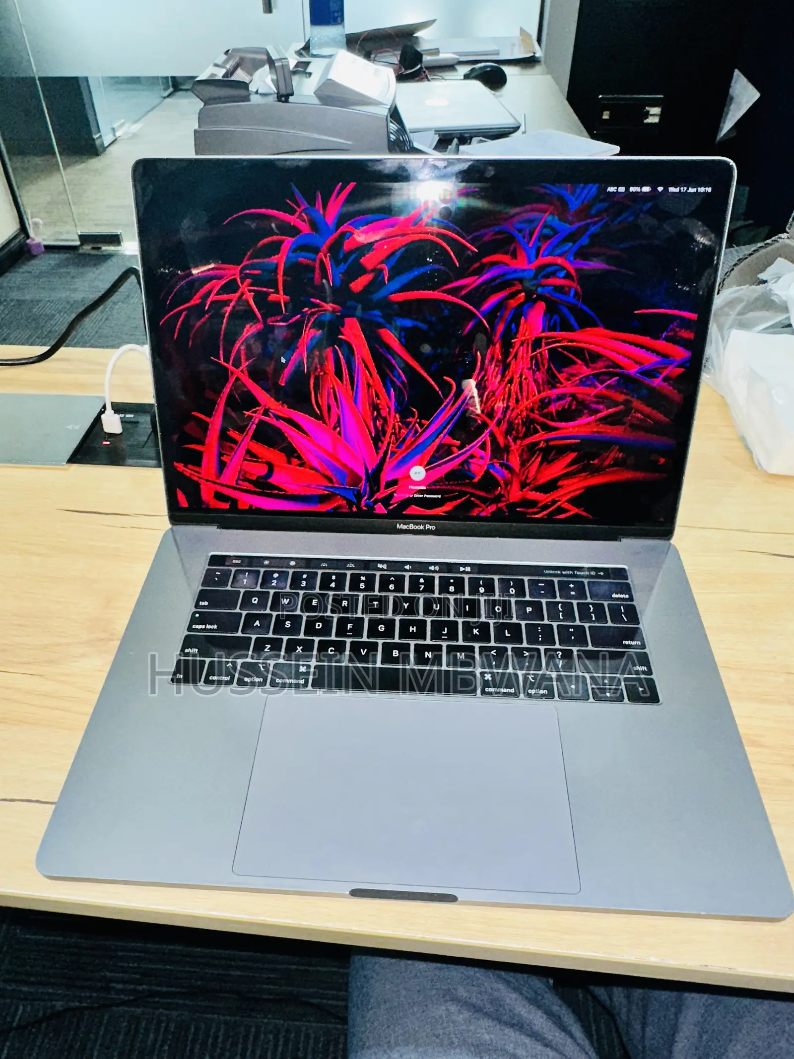 Laptop Apple MacBook Pro 2018 16GB Intel Core i7 SSD 256GB