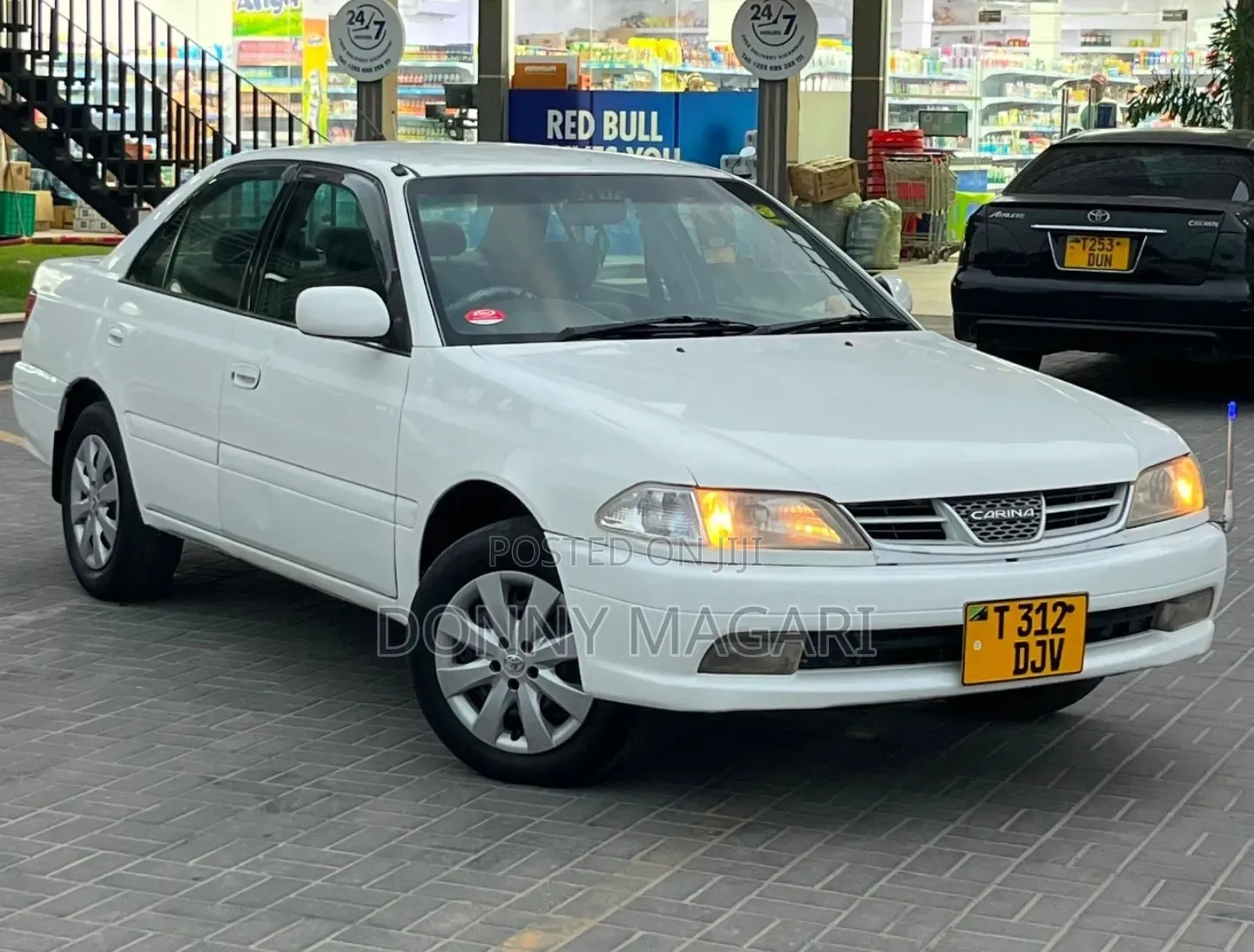 Toyota Carina 2000 White