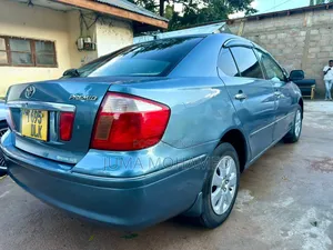 Toyota Premio 2004