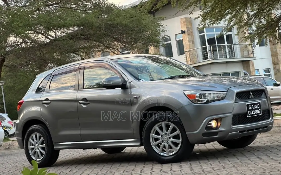 Mitsubishi RVR 2.0 2011 Gray