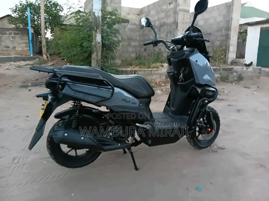 Honda CB 2026 Black