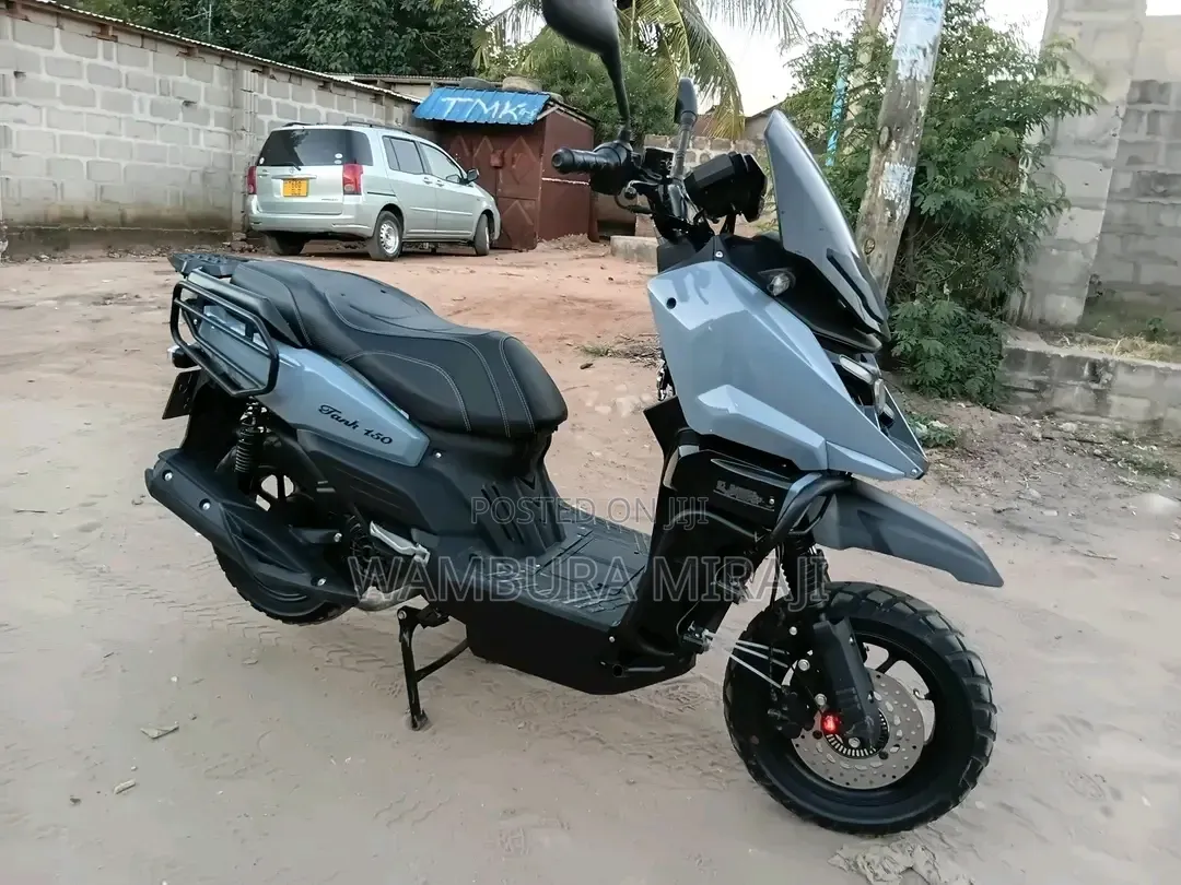 Honda CB 2026 Black
