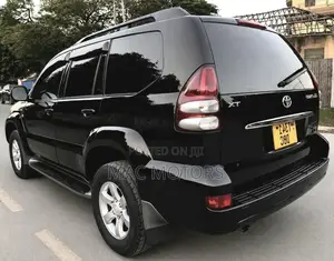 Toyota Land Cruiser Prado 2005 Black