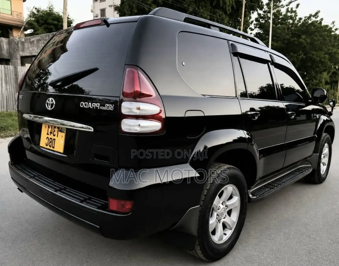 Toyota Land Cruiser Prado 2005 Black