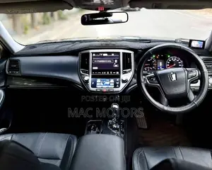 Toyota Crown 2013 Black