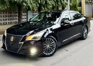 Toyota Crown 2013 Black