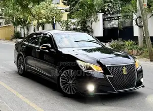 Toyota Crown 2013 Black
