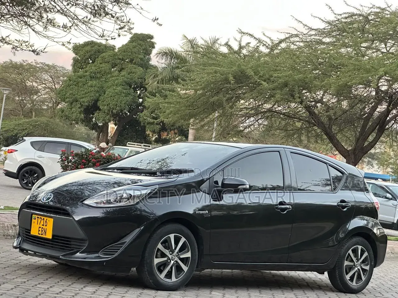 Toyota Aqua 2017 Black