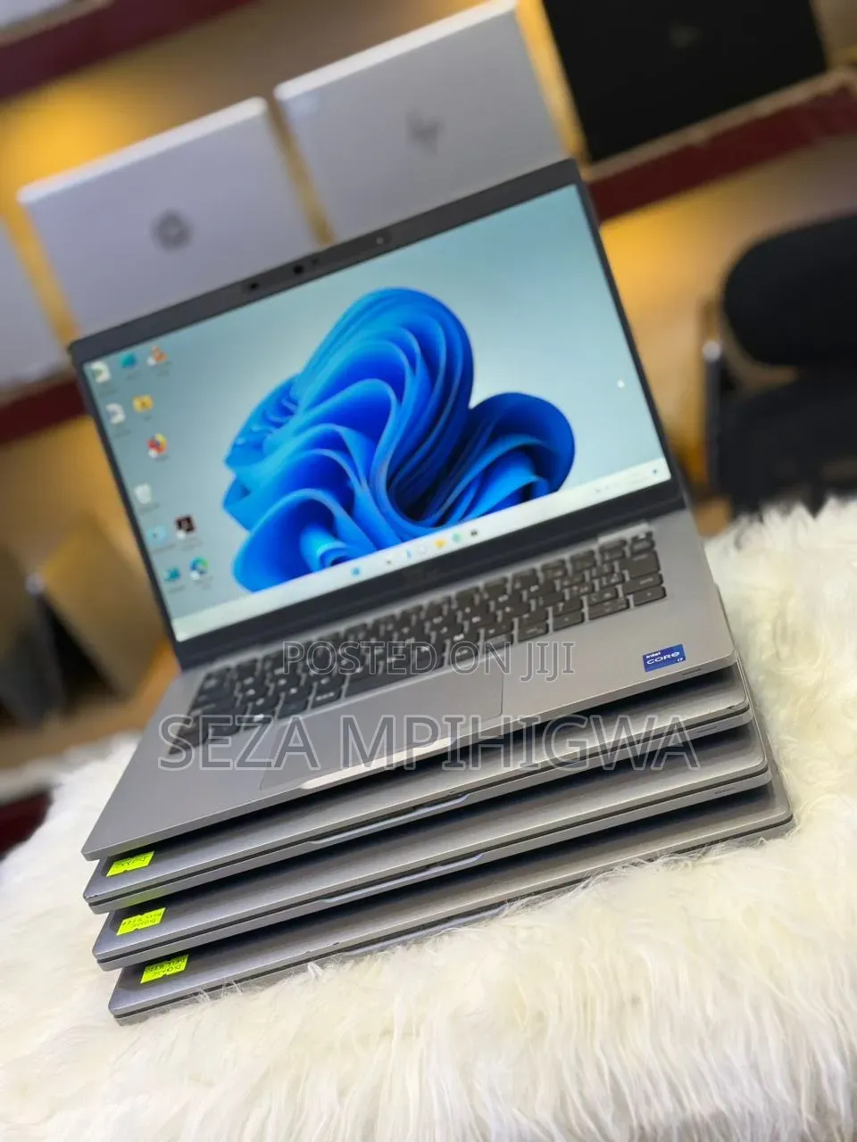 Laptop Dell Latitude 5320 32GB Intel Core i7 SSD 256GB