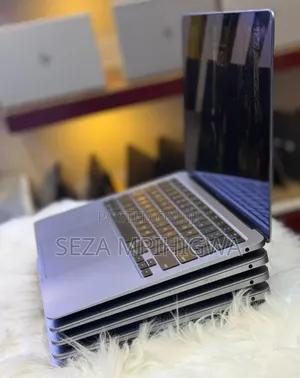 Laptop Apple MacBook Air 2020 8GB Intel Core i5 SSD 256GB