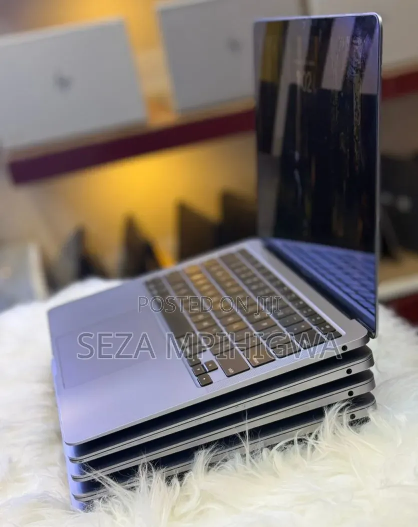 Laptop Apple MacBook Air 2020 8GB Intel Core i5 SSD 256GB