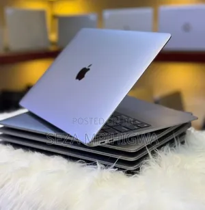 Laptop Apple MacBook Air 2020 8GB Intel Core i5 SSD 256GB