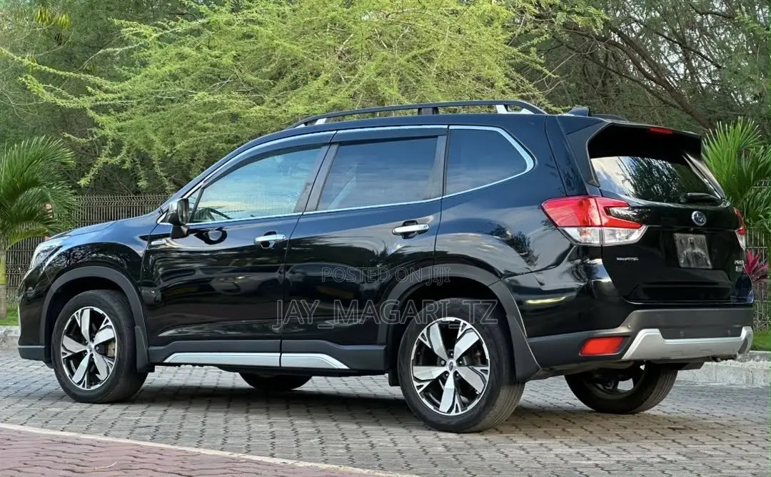 Subaru Forester 2019 Black