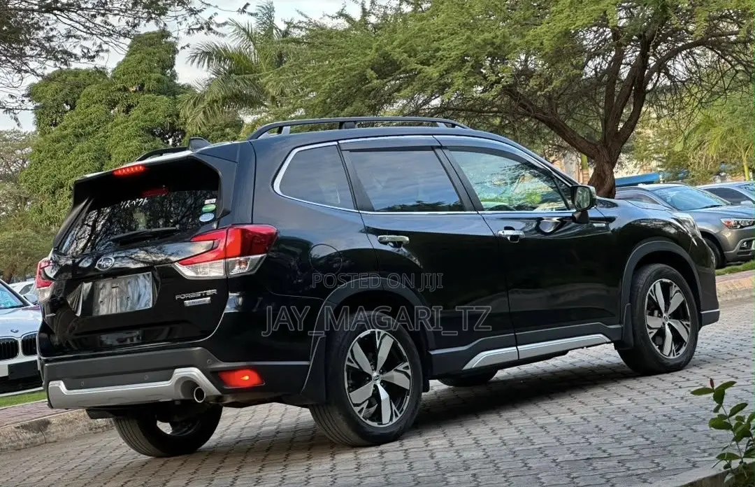 Subaru Forester 2019 Black