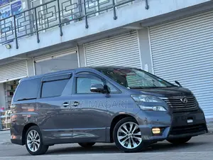 Toyota Vellfire 2011 Grey