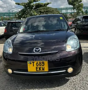 Mazda Verisa 2010 Maroon