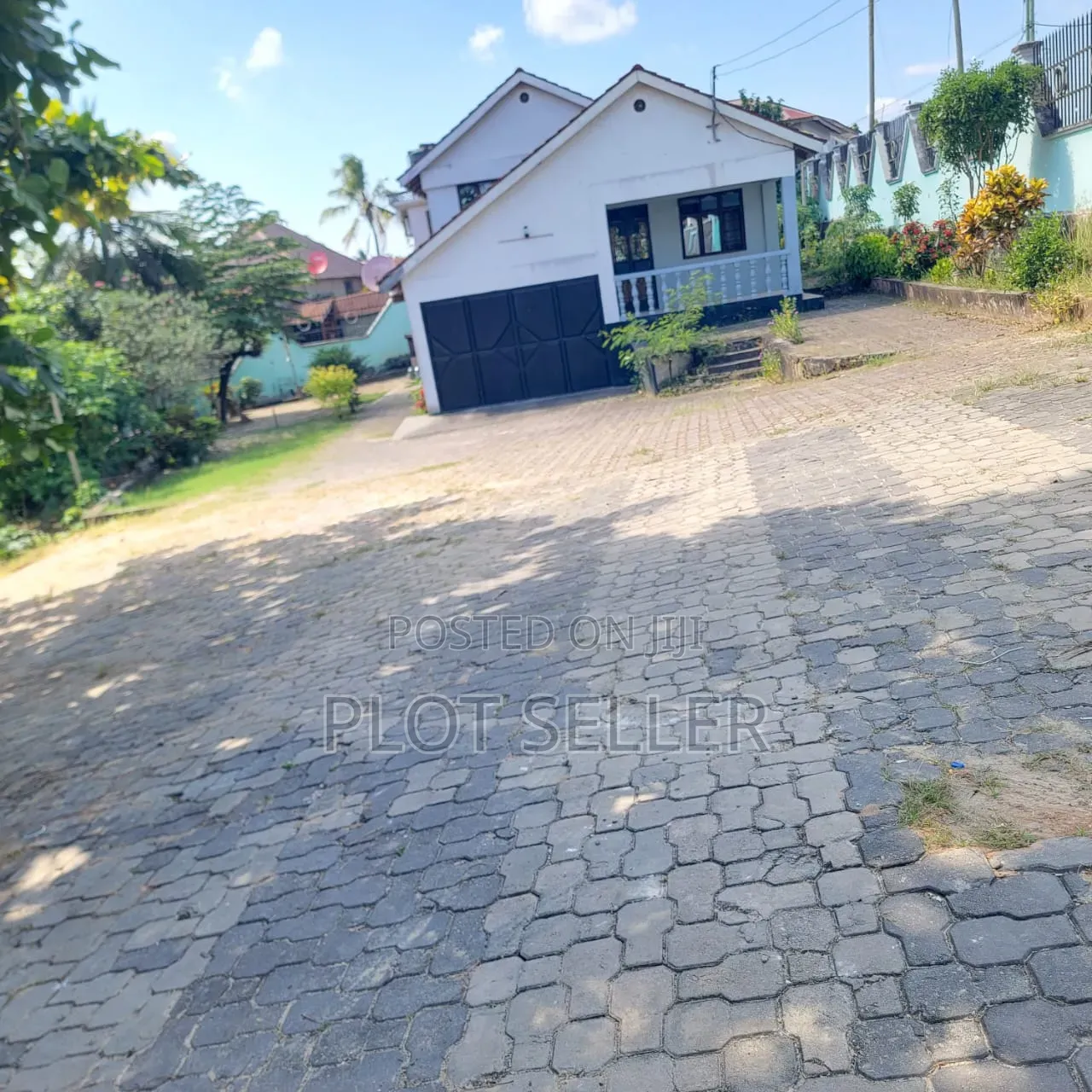 3bdrm Bungalow in Kimara Stop Over for sale