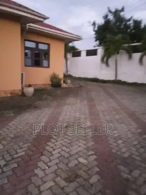 3bdrm Bungalow in Kimara Suka for sale