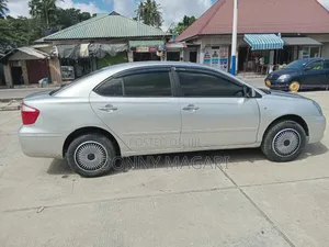 Toyota Premio 2005 Silver